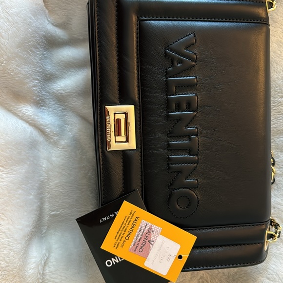 Authentic beautiful Valentino Bag with the gold accent arm loop. - Picture 6 of 6